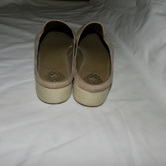 Vince Camuto Suede Platform Mule - Picture 5 of 8